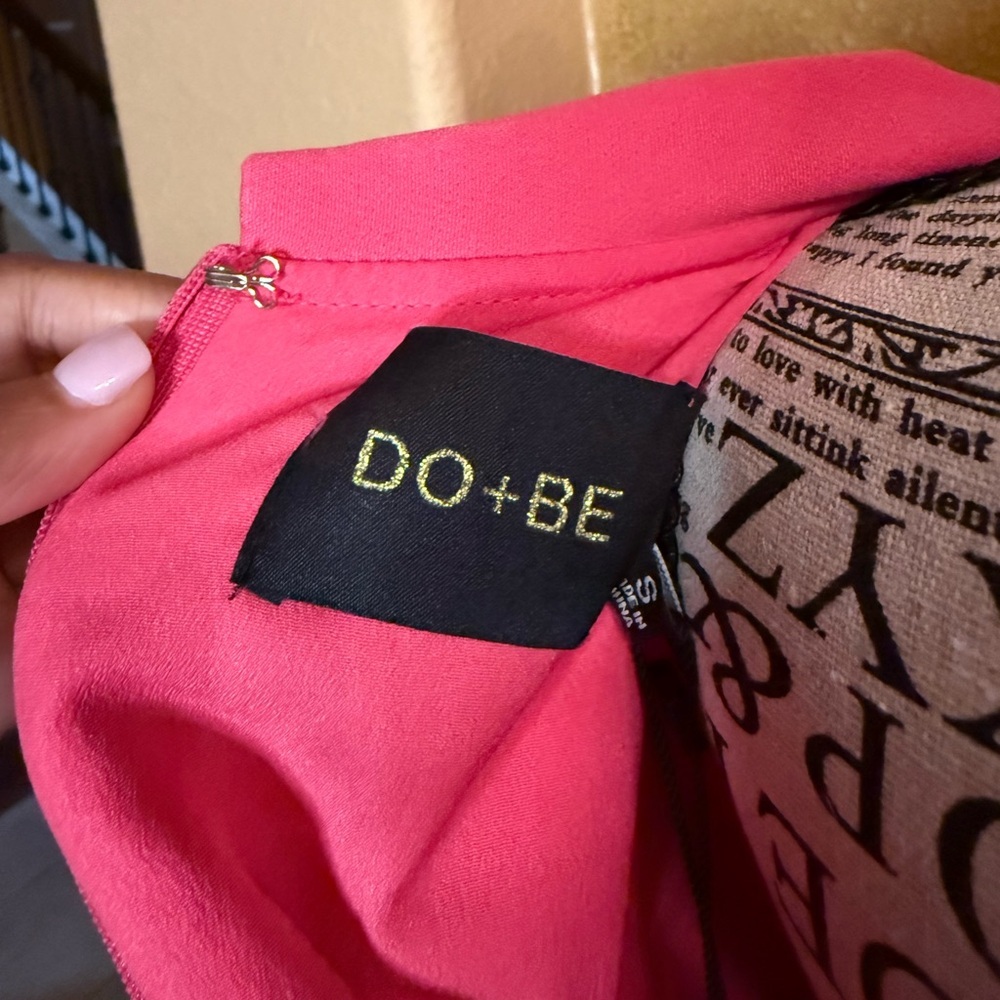 DO + BE Pink Double Breasted Dress with Ruffle Hem – Size Small (NWT) 🌸✨ - Picture 4 of 4
